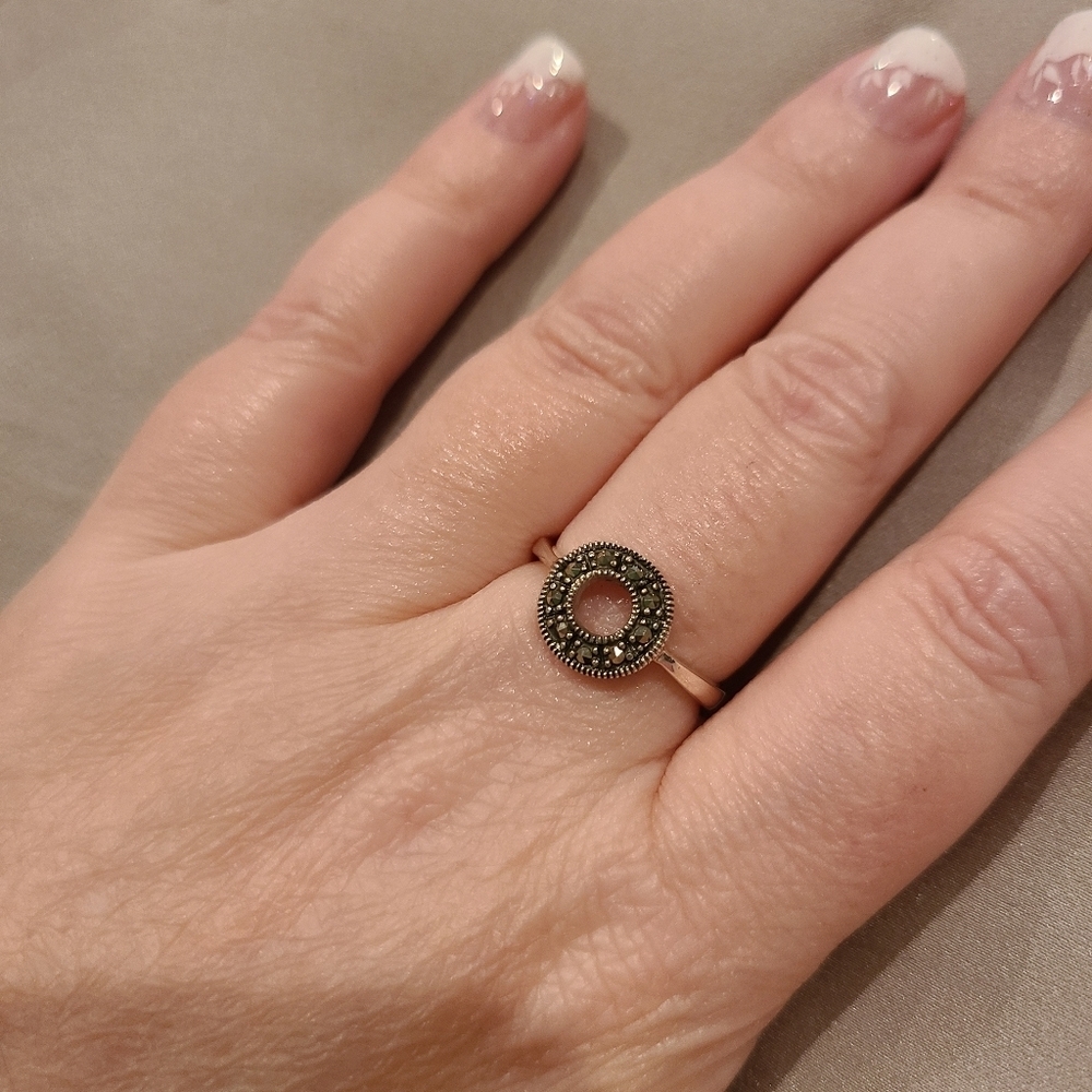 Open circle marcasite Sterling silver ring